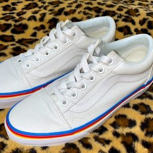 Special Edition Vans Old Skool In White w Rainbow